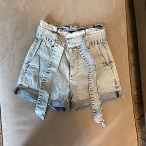 Tie-waist Jean shorts